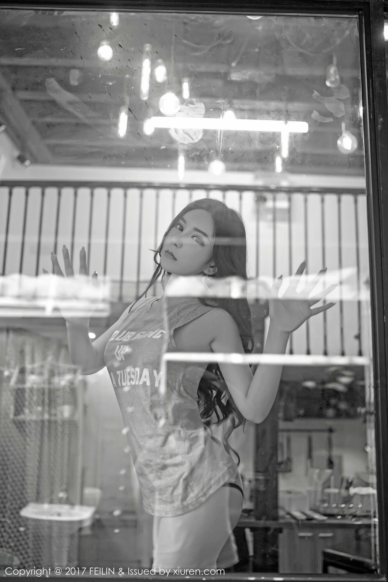 惹火美女周于希美乳侧漏极品美图