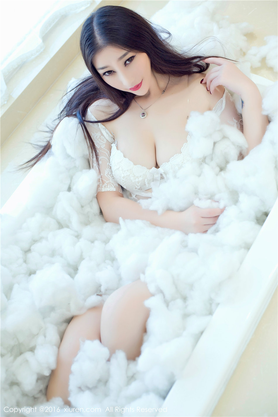 大奶女神妲己浴缸湿身销魂诱惑写真