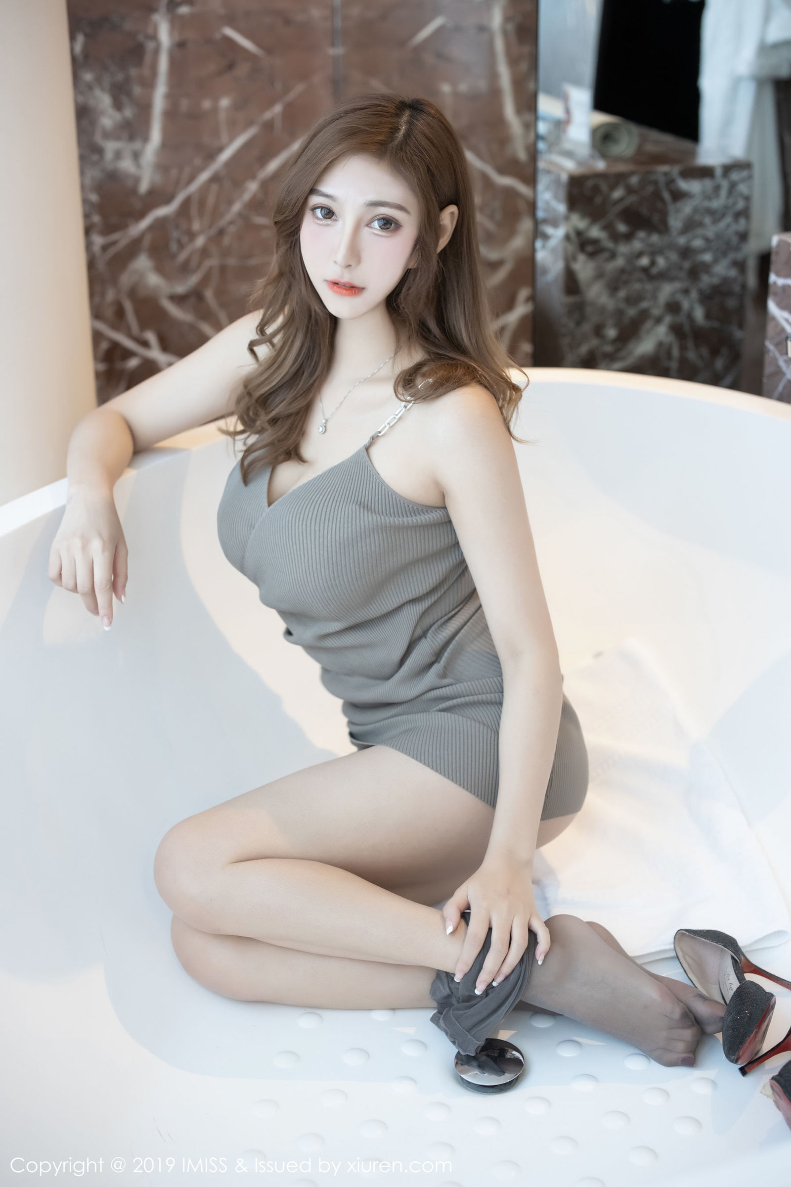 极品好身材美女魅惑的丝袜诱惑