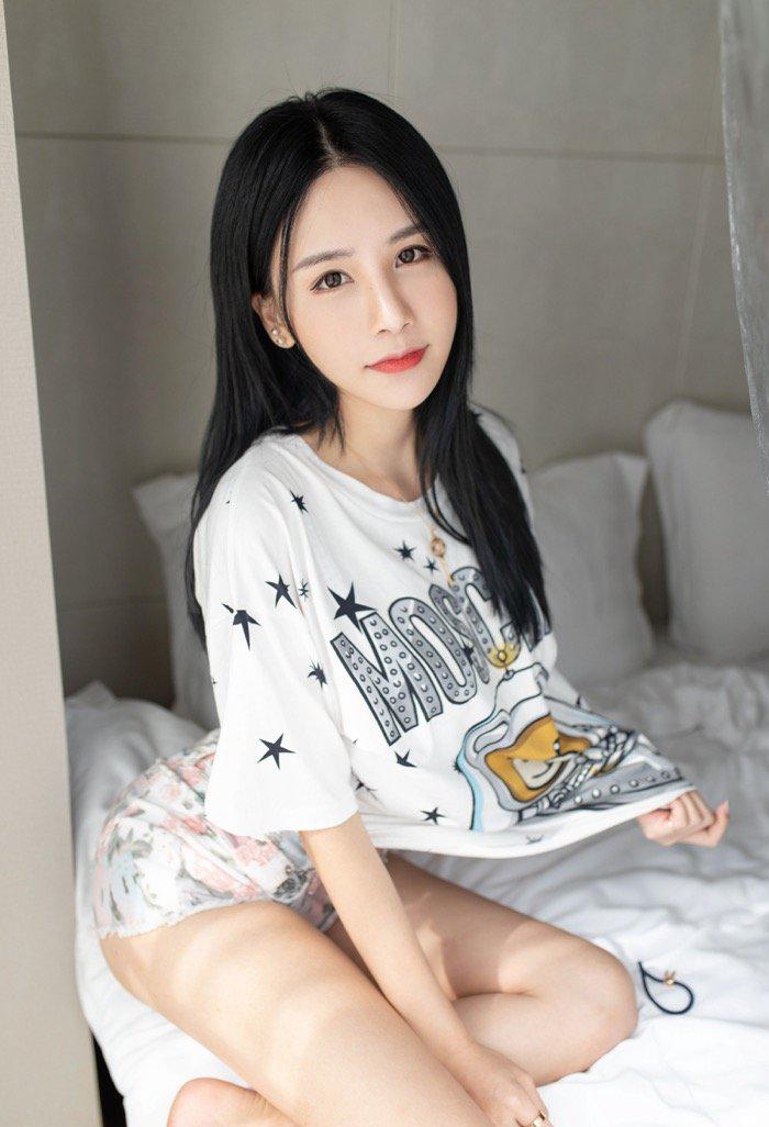 温柔可爱的小姐姐靓丽清甜身材惹火