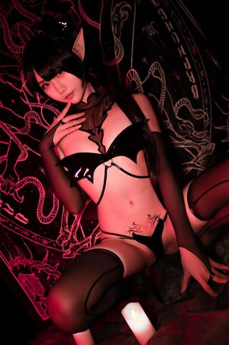 萝莉恶魔装晓美嫣蜜汁微乳风骚蚀骨