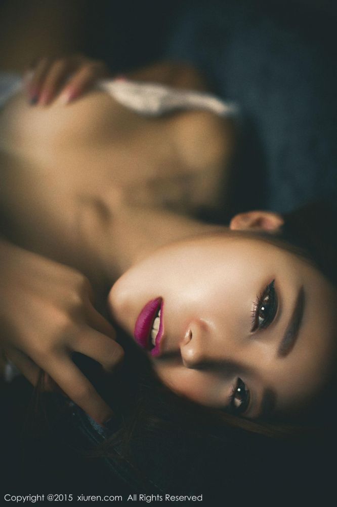 巨乳美女黄歆苑奶油遮乳的诱惑